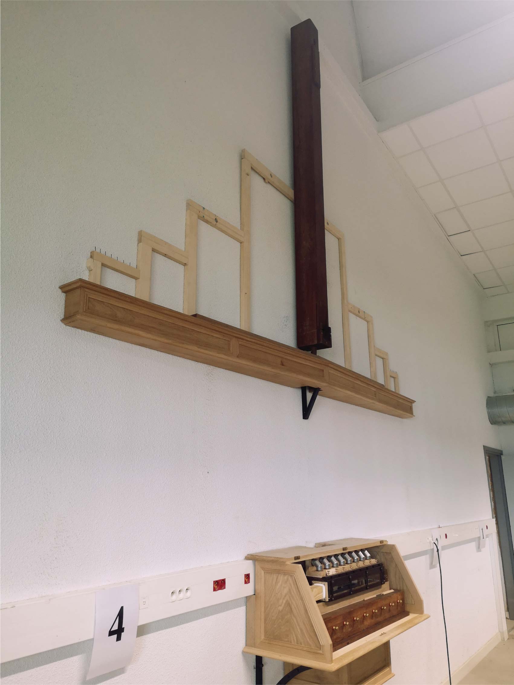 Orgue en cours d'installation